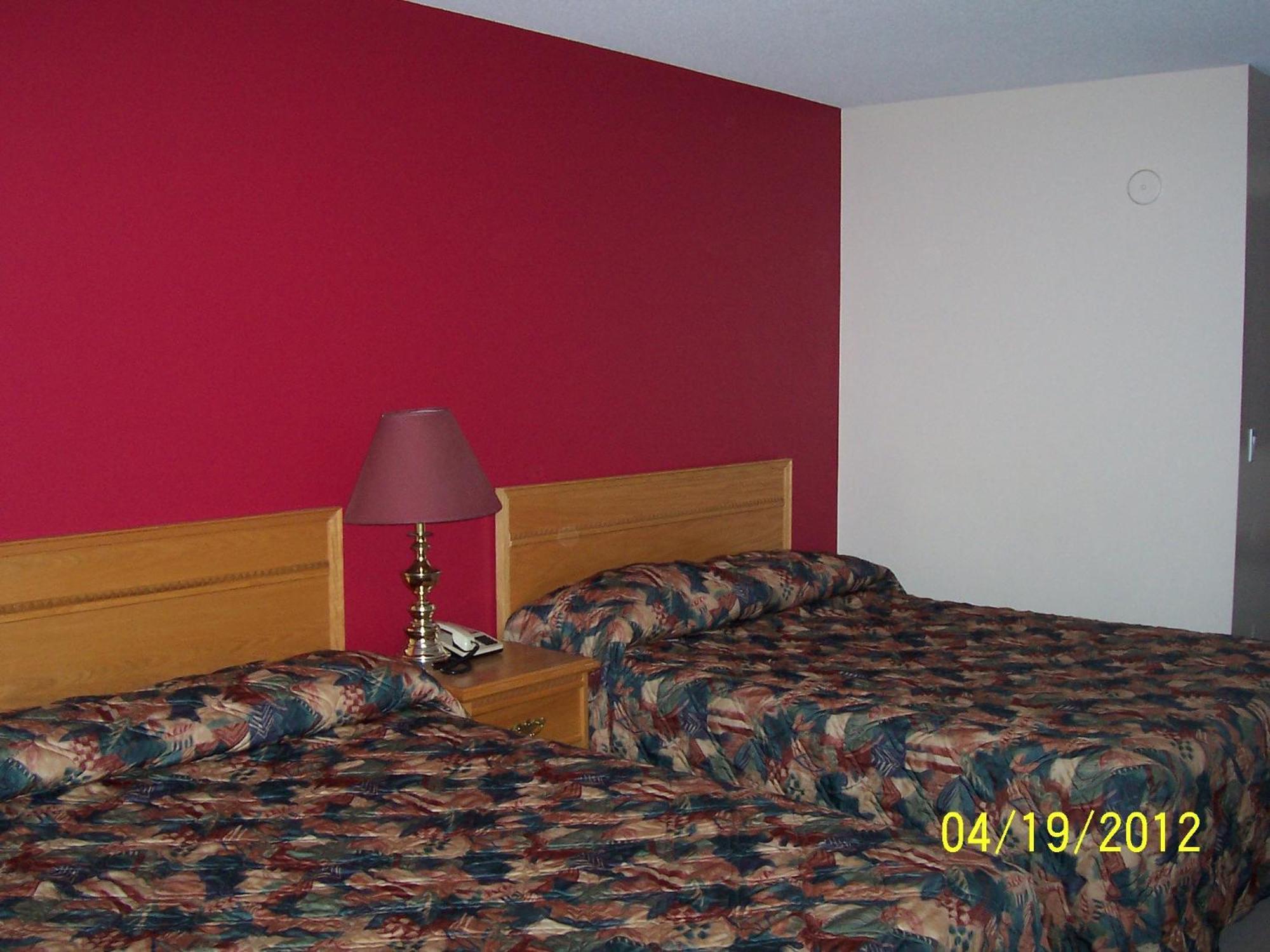 Model A Inn Cranbrook Bagian luar foto