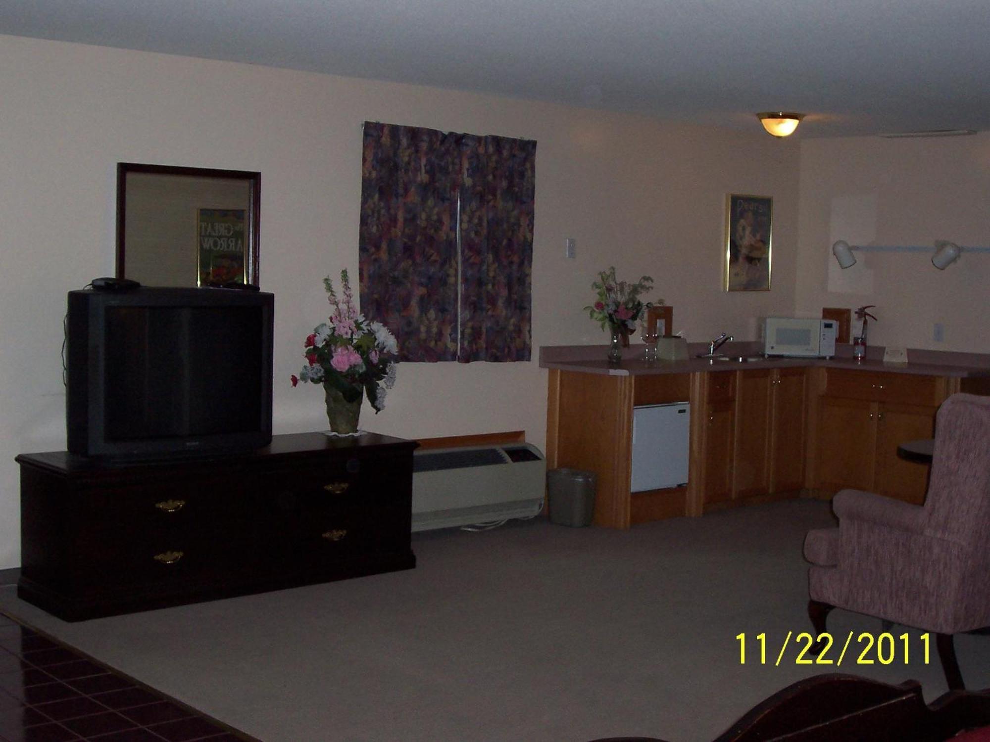 Model A Inn Cranbrook Bagian luar foto