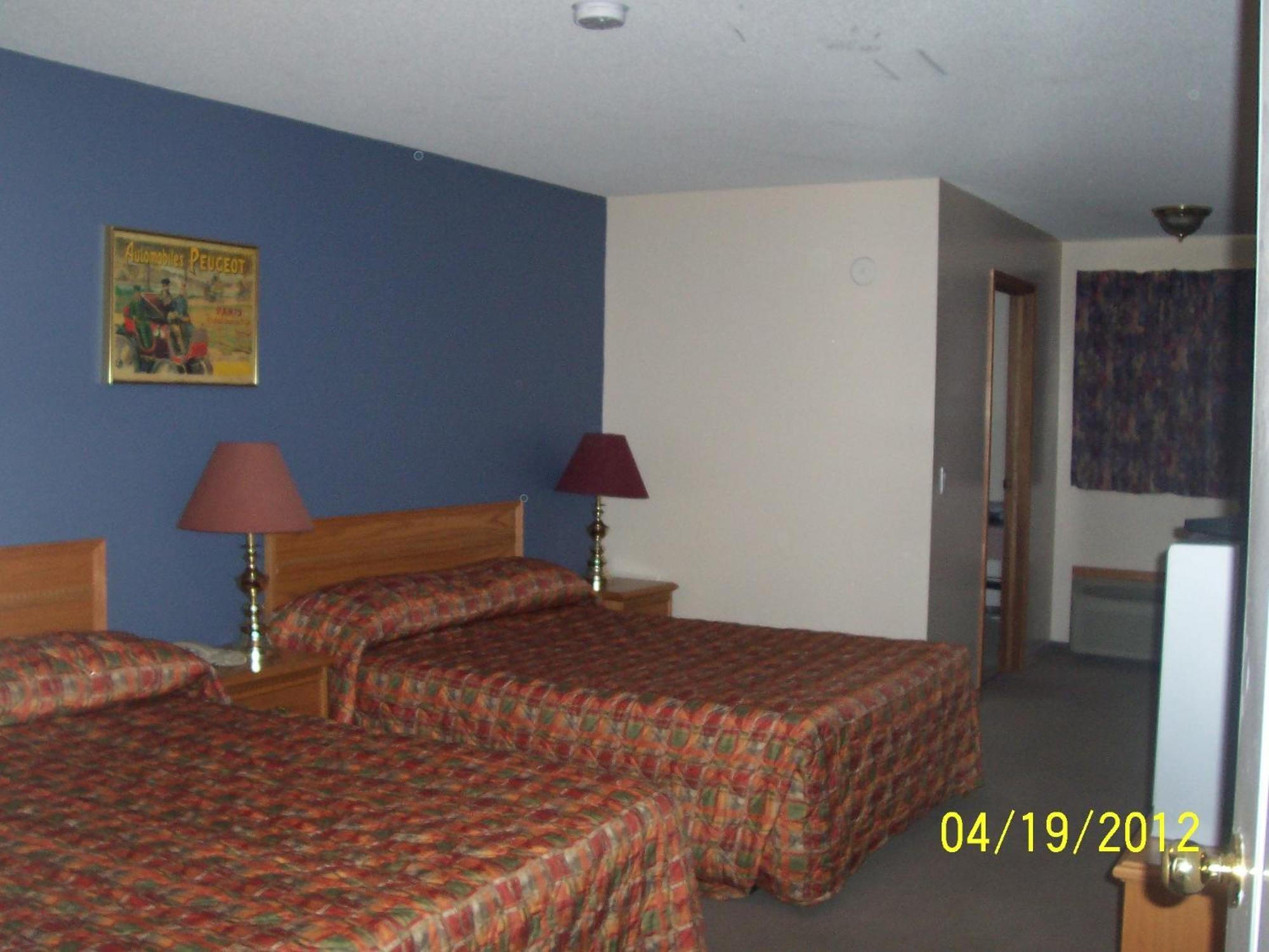 Model A Inn Cranbrook Bagian luar foto