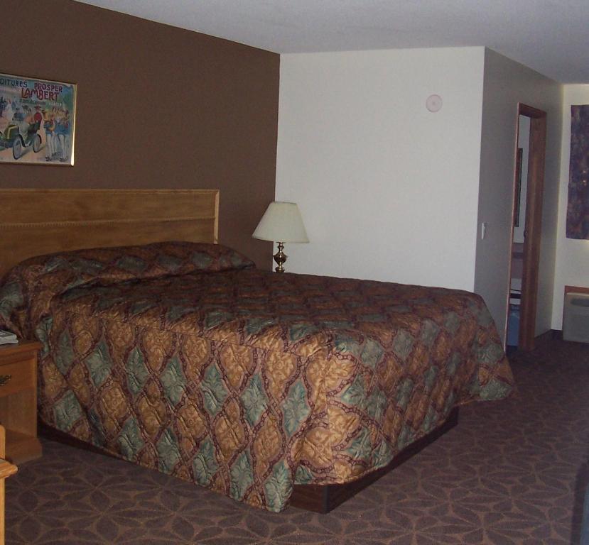 Model A Inn Cranbrook Bagian luar foto